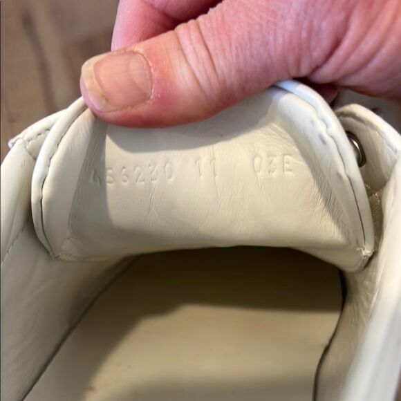 Gucci White Sneakers with Red and Green Snake Design - Picture 10 of 10